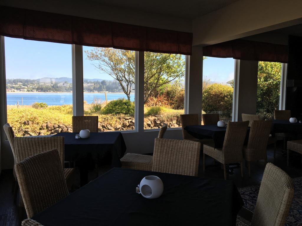 Alsi Resort Hotel Waldport Exterior photo